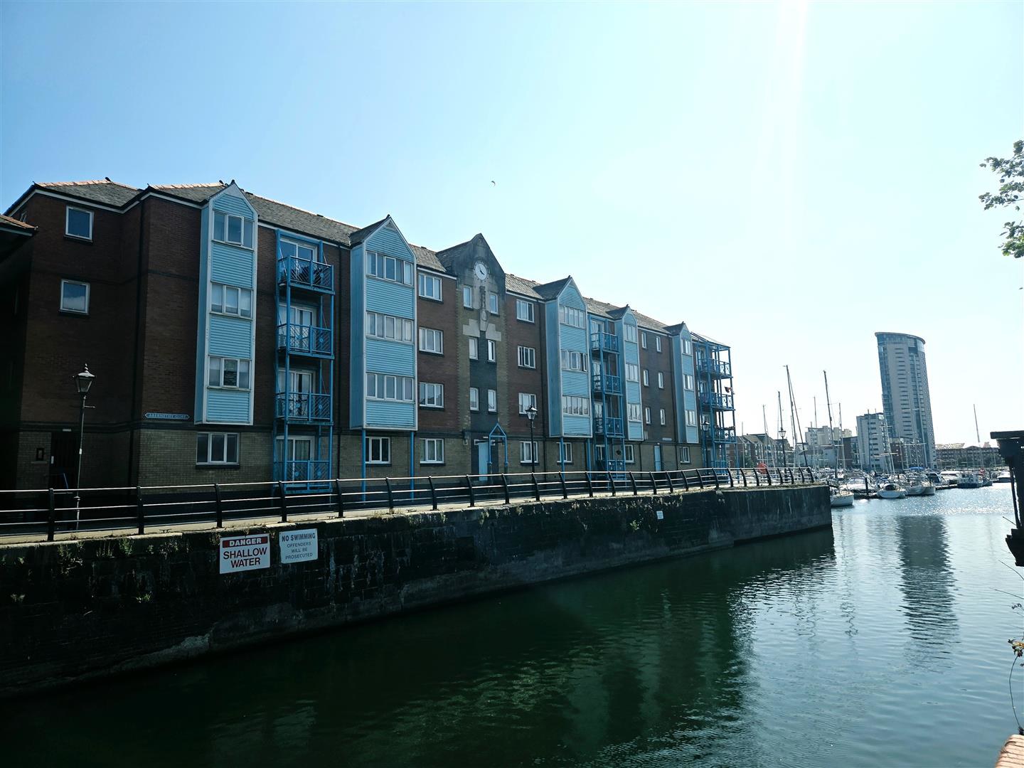 Abernethy Quay, Marina, Swansea