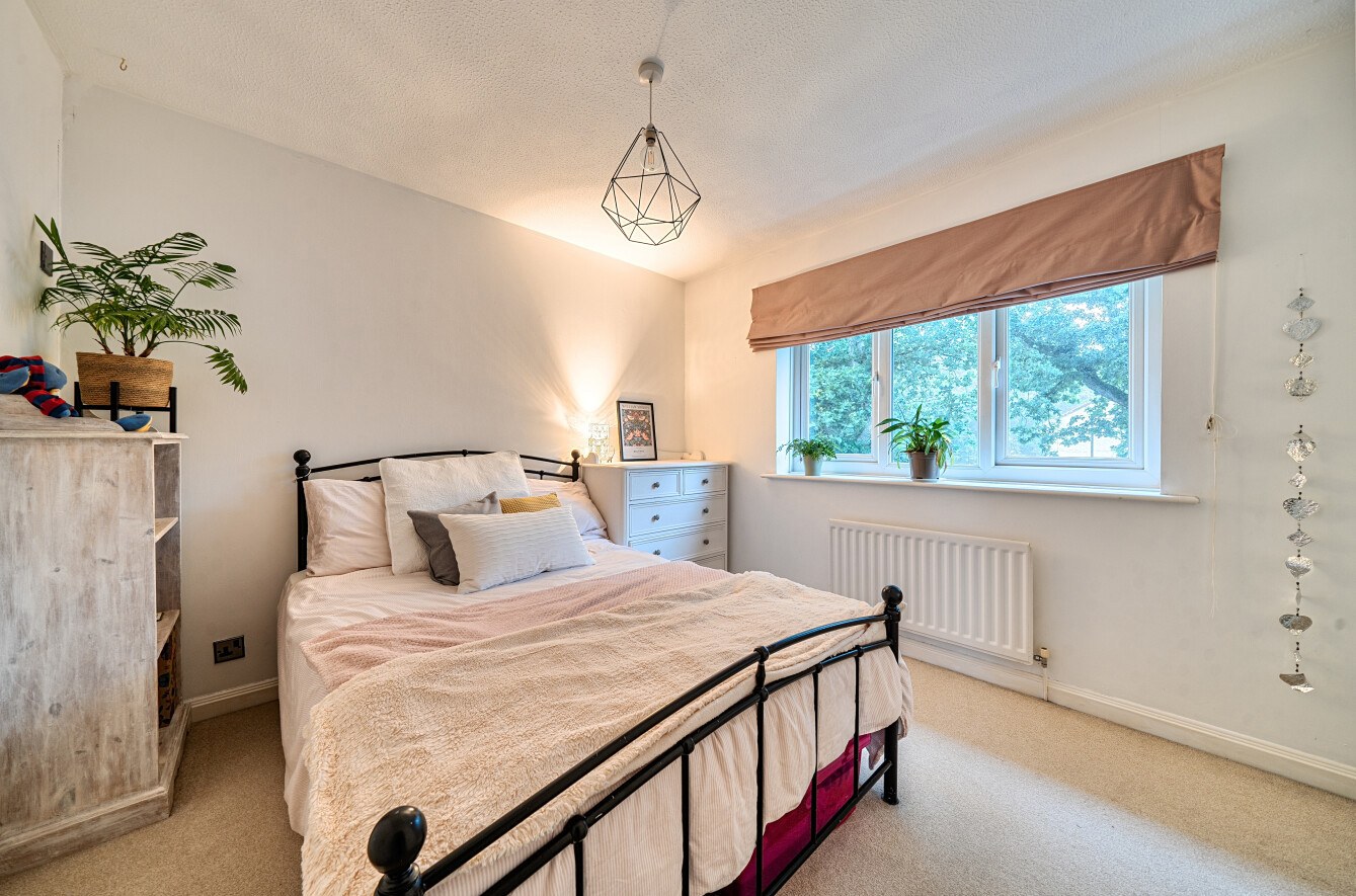 Worcester Crescent, Willand, Cullompton, Devon, EX15, photo 11