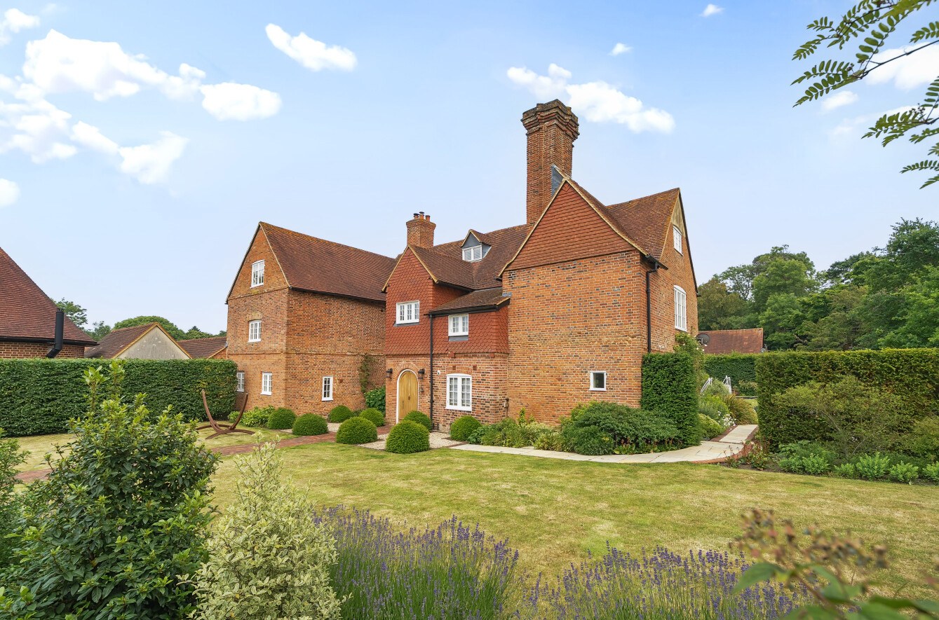 Sutton Park, Sutton Green, Guildford, GU4