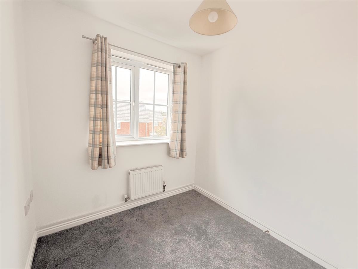 Heol Y Fronfraith Fawr, Bridgend, photo 26