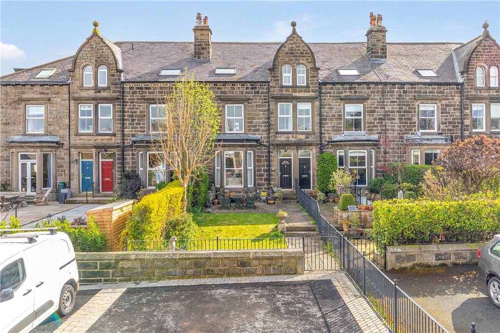 Sunset Drive, Ilkley, West Yorkshire, LS29