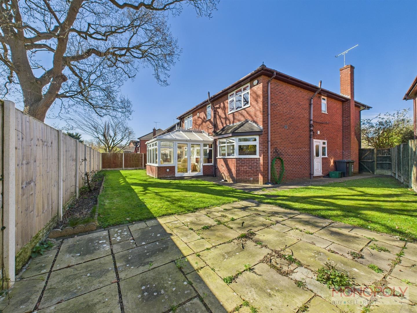 Darland Lane, Rossett, LL12, photo 4