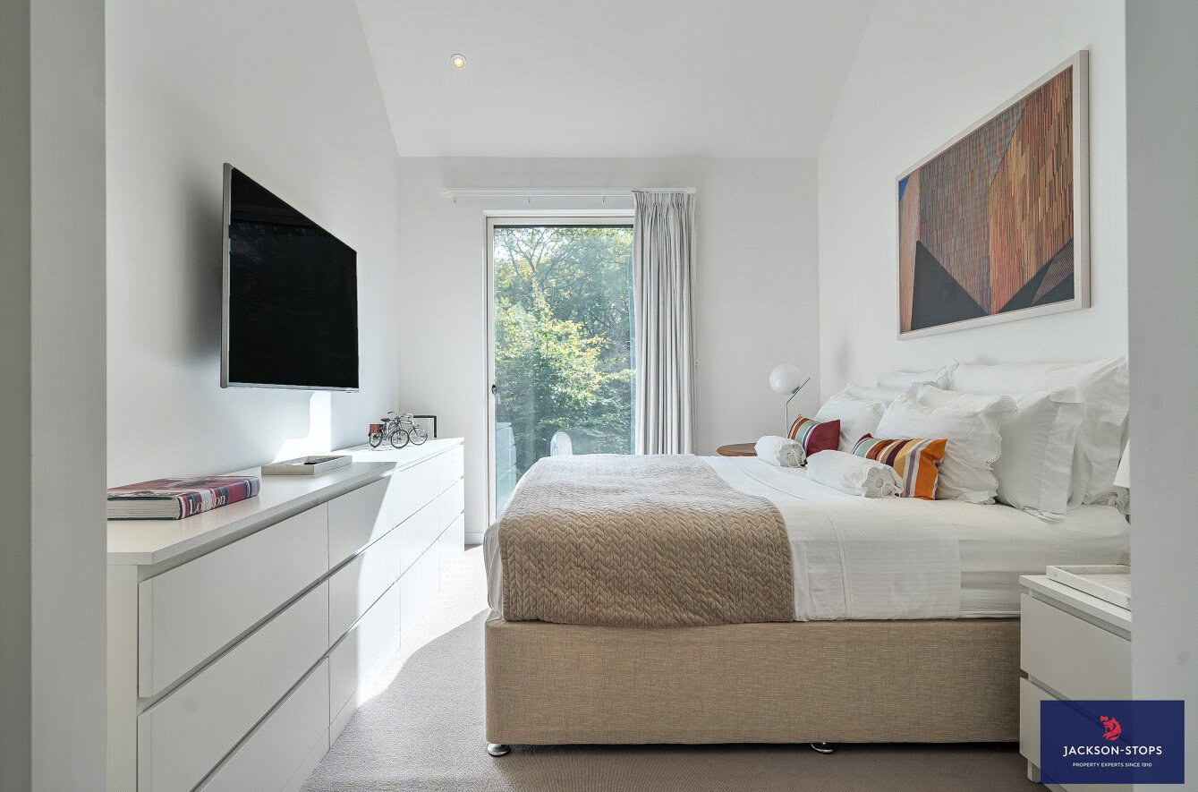 The Woods, Woburn Road, Heath & Reach, Bedfordshire, LU7, photo 24
