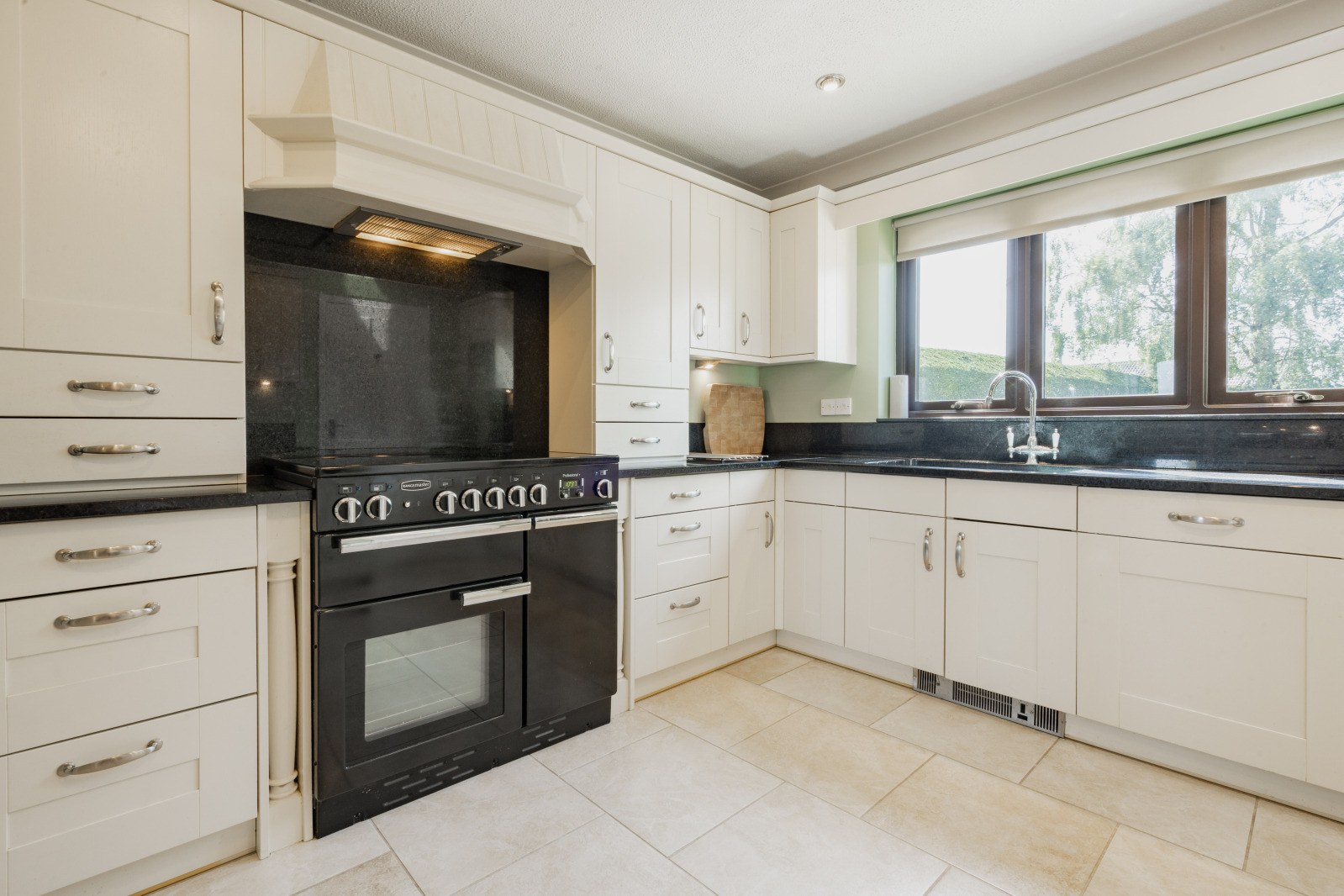 Mattishall Road, East Tuddenham, Dereham, Norfolk, NR20, photo 5