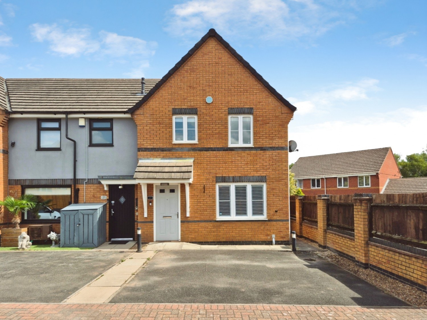 Moorhen Close