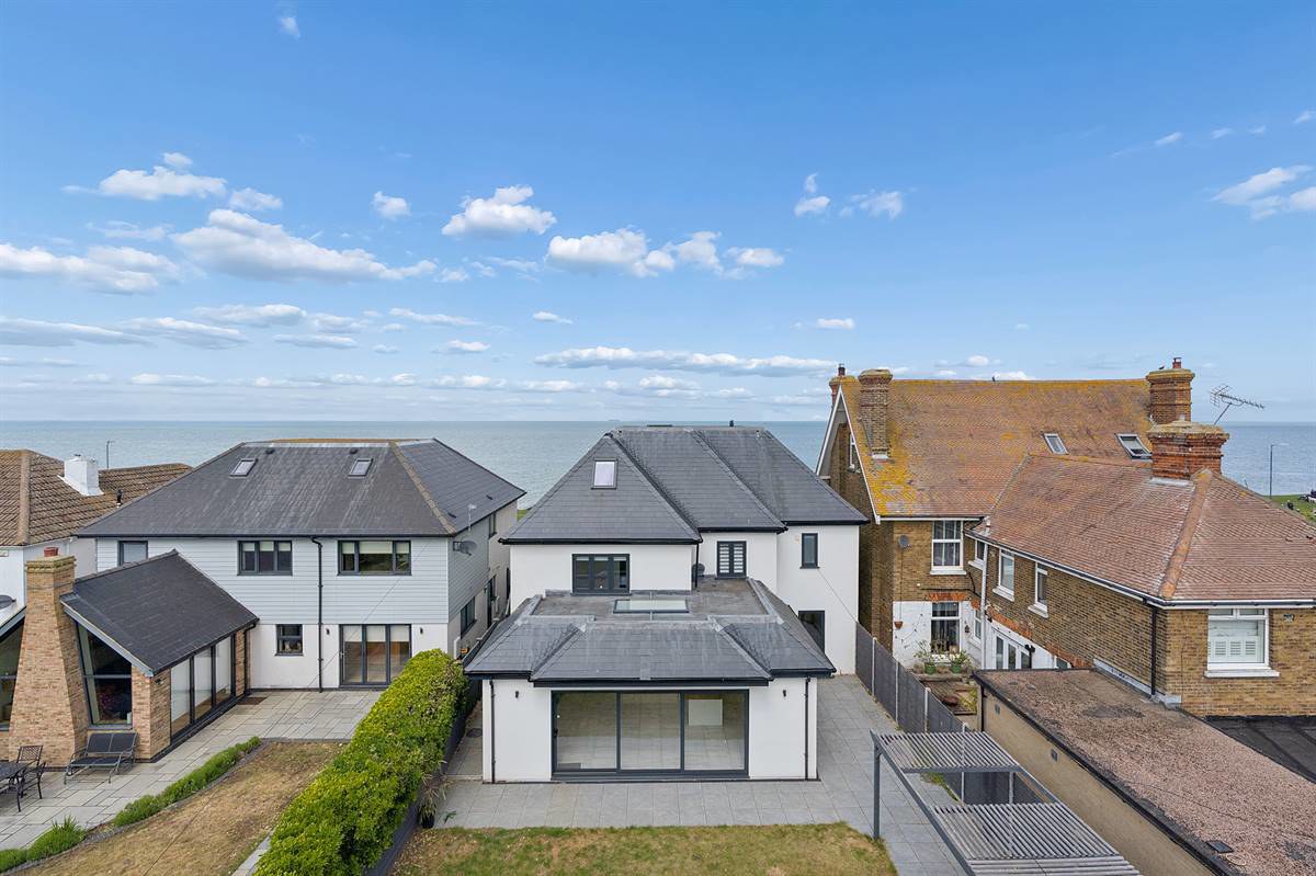 Marine Parade, Tankerton, Whitstable, photo 30