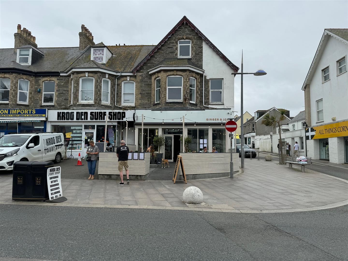 Shop To Rent in Newquay