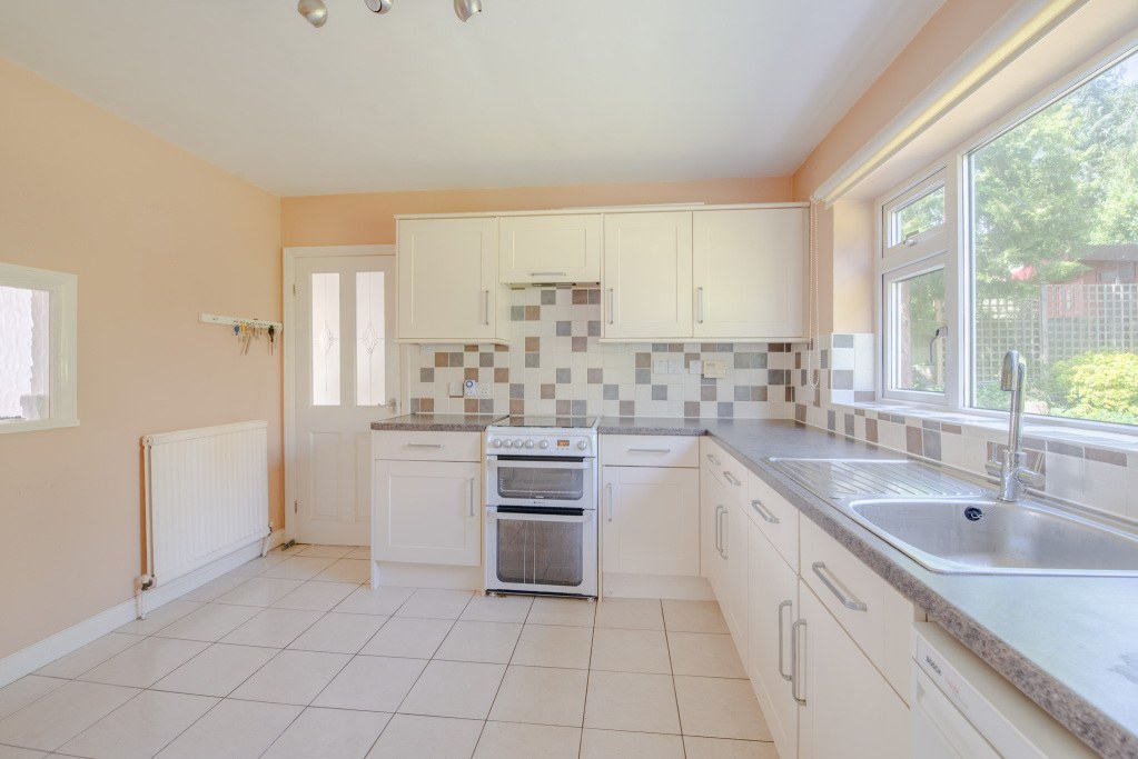Oakwood Drive, Bingley, West Yorkshire, BD16, photo 8