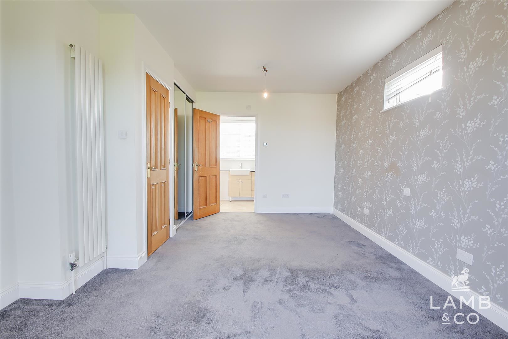 New Thorpe Avenue, Thorpe-Le-Soken, photo 15