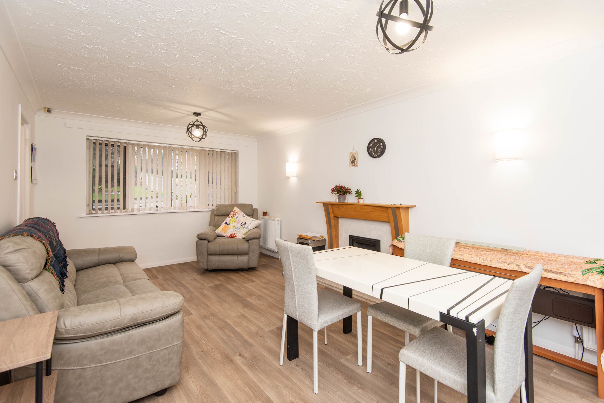 Hillside Drive, Chesterfield, S40, photo 2